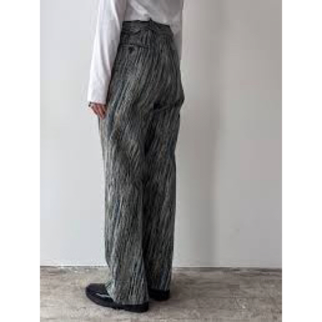 YOKE(ヨーク)のyoke JACQUARD BELTED WIDE TROUSERS メンズのパンツ(スラックス)の商品写真