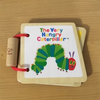 エリックカール(ERIC CARLE)のはらぺこあおむし 木のえほん♪(知育玩具)