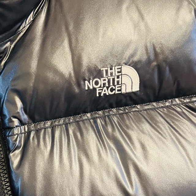 THE NORTH FACE(ザノースフェイス)のノースフェイス★ヌプシ　ダウンベスト　　700フィル　古着　L黒 メンズのジャケット/アウター(ダウンベスト)の商品写真