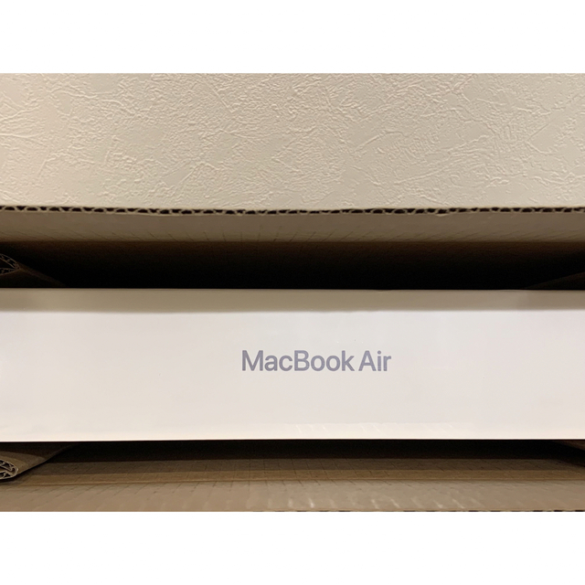 Apple(アップル)の新品未開封 MacBook Air M1チップ 256GBSSD スペースグレイ スマホ/家電/カメラのPC/タブレット(ノートPC)の商品写真