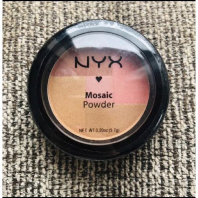 NYX(エヌワイエックス)の新品未開封★NYXチーク コスメ/美容のベースメイク/化粧品(チーク)の商品写真