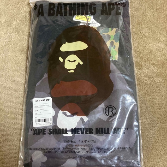 BAPE   エイプ　Tシャツ　☆新品未使用☆