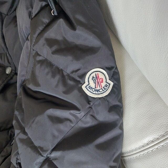 MONCLER(モンクレール)の【アリス様専用】MONCLER VAULOGETTE (ヴォロジェッテ) レディースのジャケット/アウター(ダウンジャケット)の商品写真