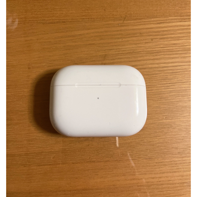 Apple(アップル)のAirPods Pro (第一世代) スマホ/家電/カメラのオーディオ機器(ヘッドフォン/イヤフォン)の商品写真