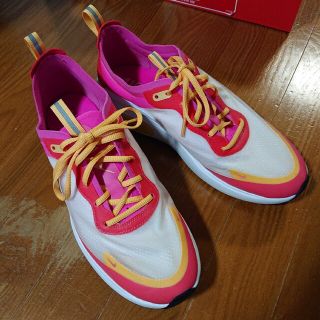 ナイキ(NIKE)のピンク NIKE AIRMAX DIA スニーカー(スニーカー)