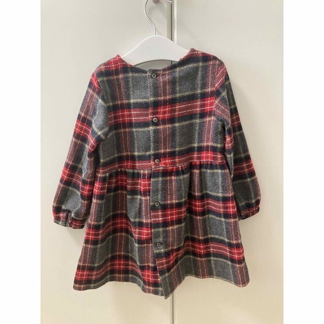 ZARA KIDS(ザラキッズ)のZARA チェックワンピース　１０４ キッズ/ベビー/マタニティのキッズ服女の子用(90cm~)(ワンピース)の商品写真