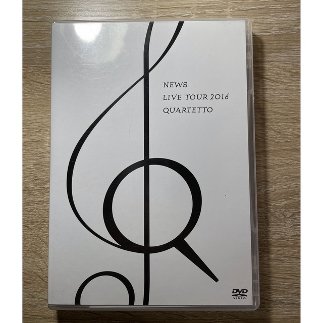 NEWS(ニュース)のNEWS　LIVE　TOUR　2016　QUARTETTO DVD エンタメ/ホビーのDVD/ブルーレイ(ミュージック)の商品写真