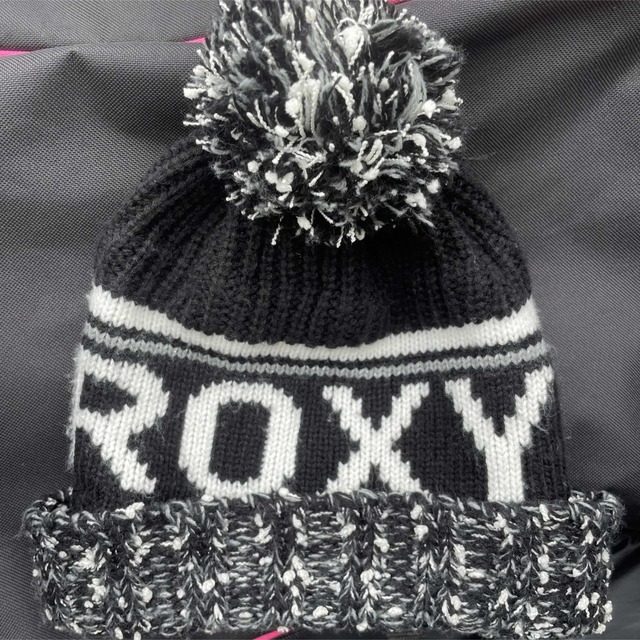 Roxy(ロキシー)のニット帽　roxy レディースの帽子(ニット帽/ビーニー)の商品写真