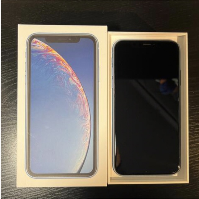 iPhone XR 64GB SiMフリー (背面割れあり品)