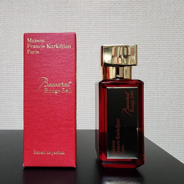 Maison Francis Kurkdjian(メゾンフランシスクルジャン)のバカラルージュ540 エキストレドゥパルファム 35ml コスメ/美容の香水(ユニセックス)の商品写真