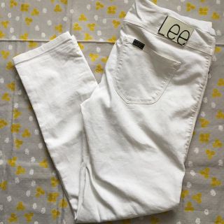 リー(Lee)のLee ホワイトスキニーデニムパンツ(マタニティボトムス)