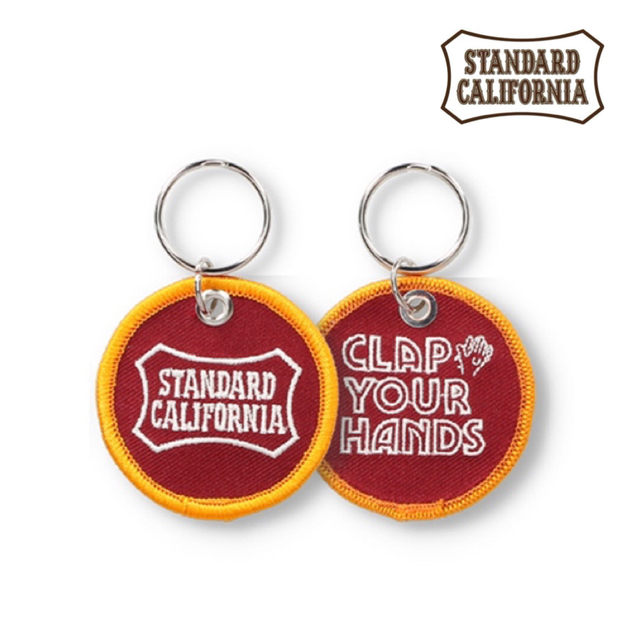 STANDARD CALIFORNIA(スタンダードカリフォルニア)のスタンダードカリフォルニア　キーホルダー　キータグ/BURGUNDY メンズのファッション小物(キーホルダー)の商品写真