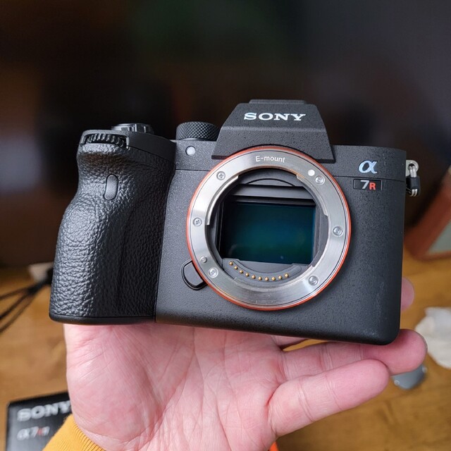 SONY(ソニー)の【美品】Sony 16-35mm + 35mm + A7R4 スマホ/家電/カメラのカメラ(レンズ(ズーム))の商品写真