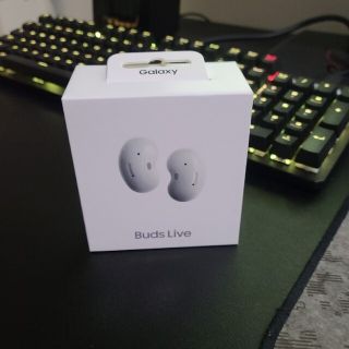 ギャラクシー(Galaxy)の未使用 Galaxy Buds Live 国内正規品(ヘッドフォン/イヤフォン)