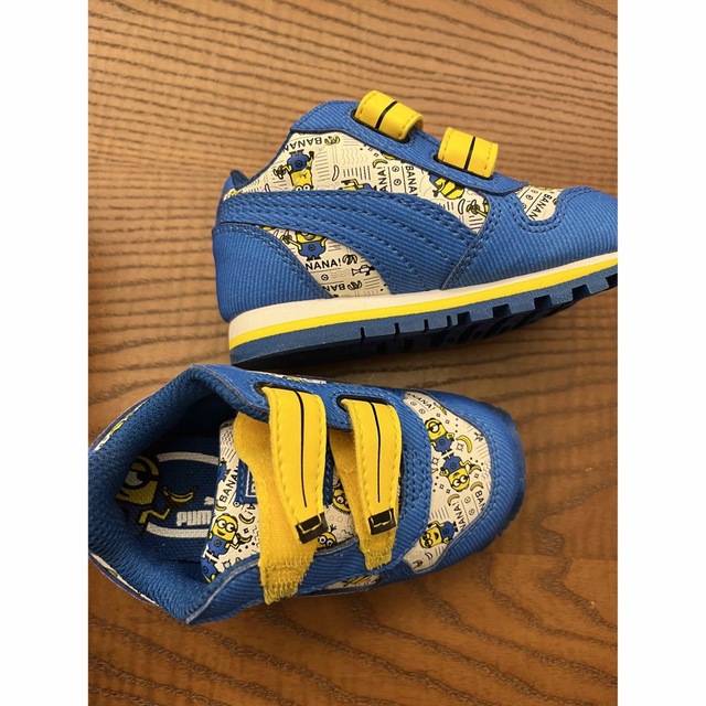 PUMA(プーマ)のミニオンズ✖️PUMA スニーカー キッズ/ベビー/マタニティのベビー靴/シューズ(~14cm)(スニーカー)の商品写真