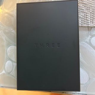 スリー(THREE)のTHREE ディメンショナルビジョンアイパレット 12(アイシャドウ)