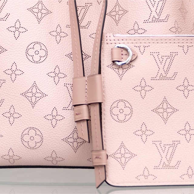 LOUIS VUITTON(ルイヴィトン)のルイヴィトン　ジロラッタ マヒナ トートバッグ レザー マグノリア 2WAY レディースのバッグ(トートバッグ)の商品写真