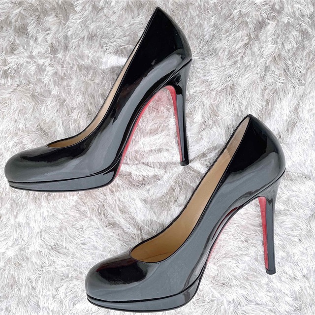 Christian Louboutin(クリスチャンルブタン)のクリスチャンルブタン　ハイヒール　エナメル　定番　パンプス　美品 レディースの靴/シューズ(ハイヒール/パンプス)の商品写真