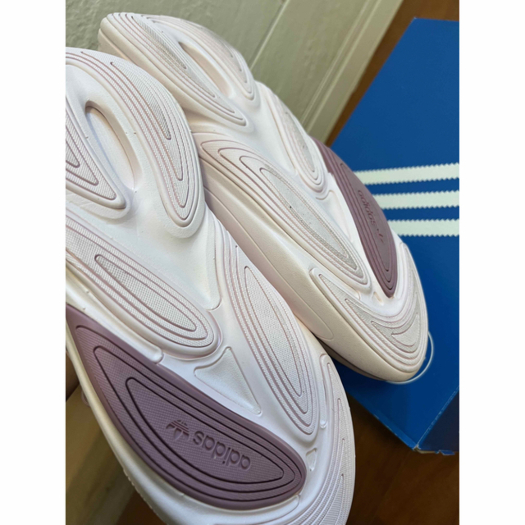 アディダス オリジナルス オゼリア OZELIA W ランニングシューズ　ピンク レディースの靴/シューズ(スニーカー)の商品写真