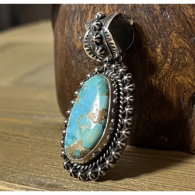 きれいなターコイズのペンダント インディアンジュエリー navajo