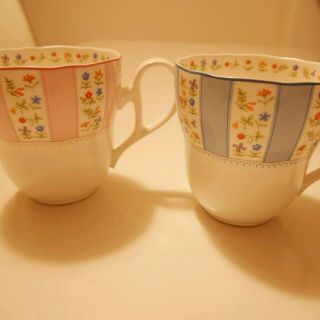 ノリタケ(Noritake)のノリタケのカップ🌼ブルー&ピンク(食器)