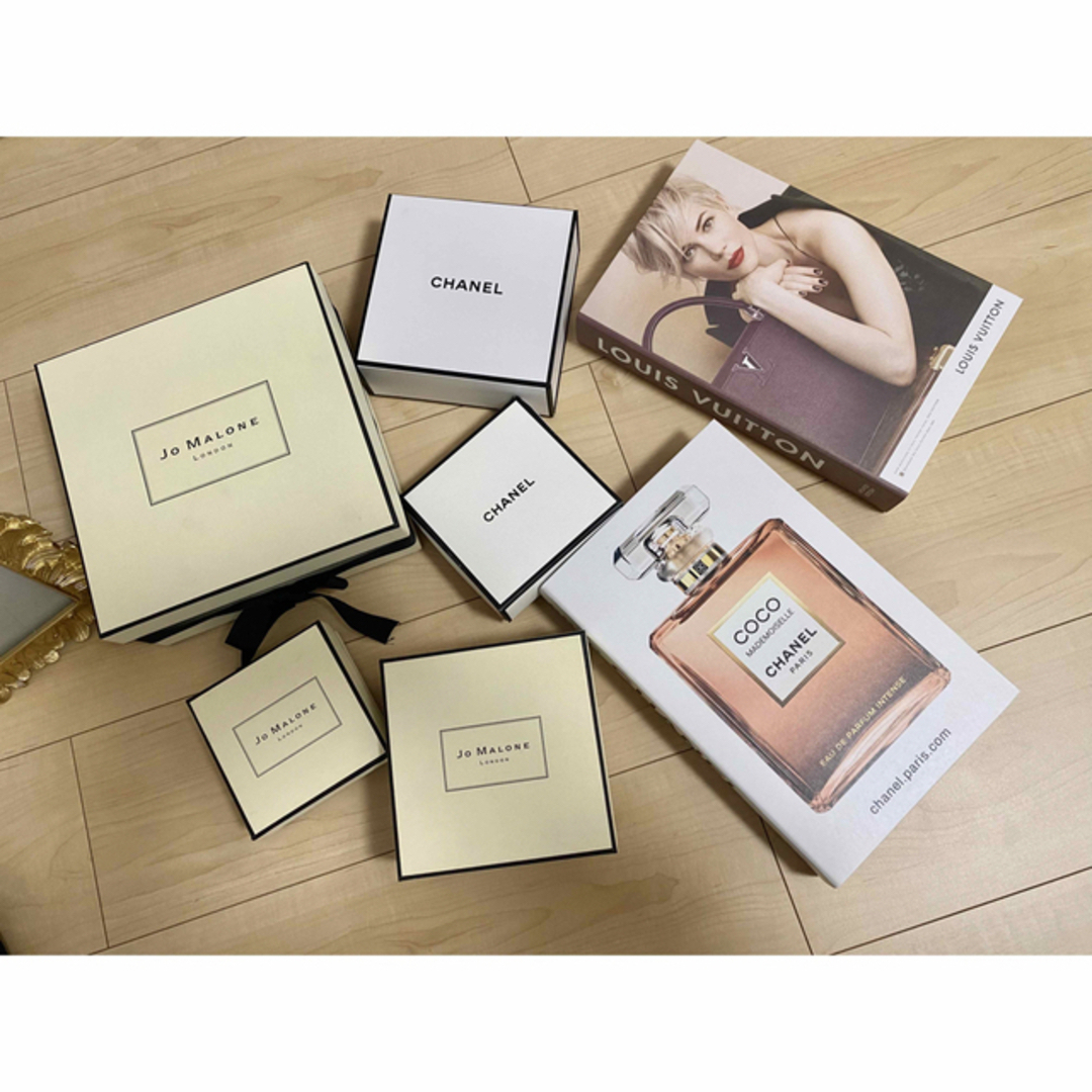 CHANEL(シャネル)の結婚式　ウェルカムスペース  まとめ売り　Jo Malone  CHANEL ハンドメイドのウェディング(ウェルカムボード)の商品写真