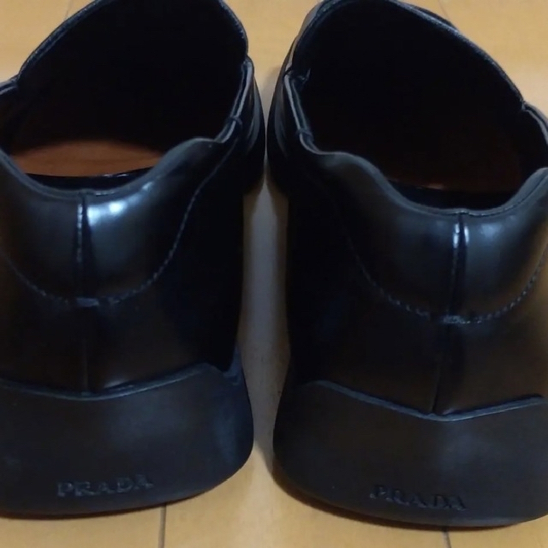 PRADA(プラダ)のPRADA スクエアトゥーローファー メンズの靴/シューズ(ドレス/ビジネス)の商品写真
