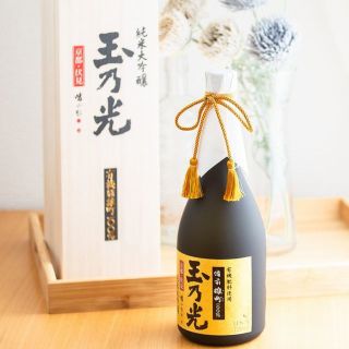 玉乃光 純米大吟醸　有機肥料使用　桐箱入 720ml　新品未開封(日本酒)