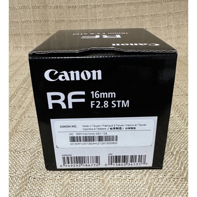 Canon(キヤノン)のtake6様専用RF16mm F2.8 STM＋サードパーティレンズフード スマホ/家電/カメラのカメラ(レンズ(単焦点))の商品写真