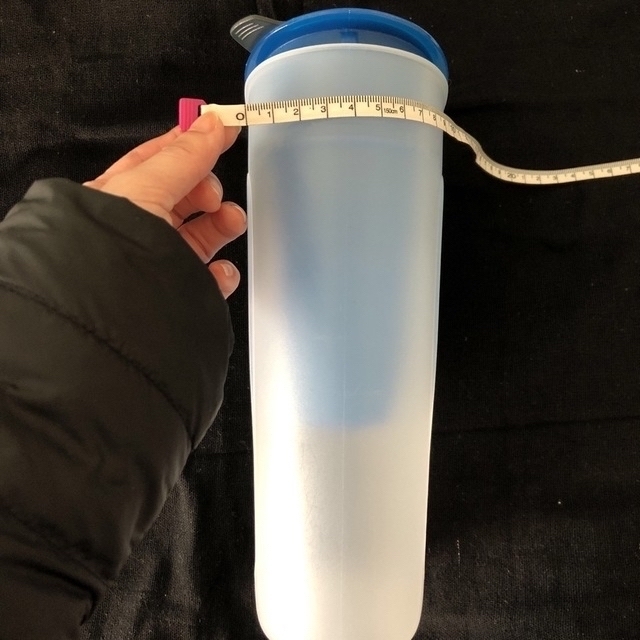 ブリタ/浄水器(1リットル)+カートリッジ(4個)セット インテリア/住まい/日用品のキッチン/食器(浄水機)の商品写真