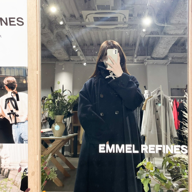 EMMEL REFINES(エメルリファインズ)の＜EMMEL REFINES＞EM ダブルボタン Aライン コート レディースのジャケット/アウター(ロングコート)の商品写真