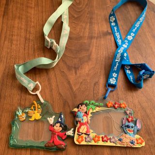 ディズニー(Disney)のディズニーランドチケットホルダー　ミッキーとスティッチ(遊園地/テーマパーク)