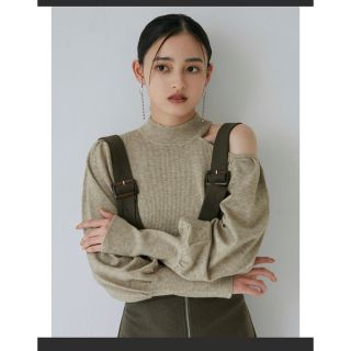 ムルーア(MURUA)の【WEB限定】MURUA パフスリーブショルダーカットニット(ニット/セーター)