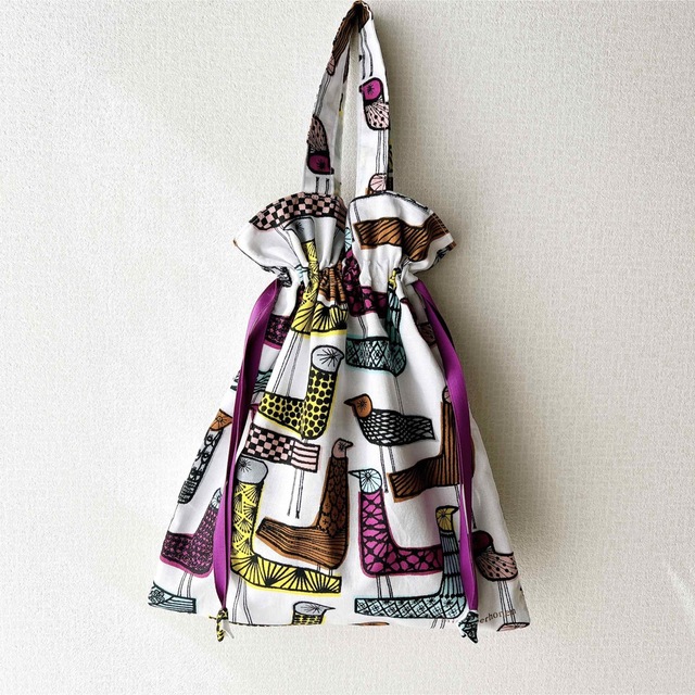 mina perhonen(ミナペルホネン)のミナペルホネン　ハンドメイド　巾着バッグ　 レディースのバッグ(トートバッグ)の商品写真