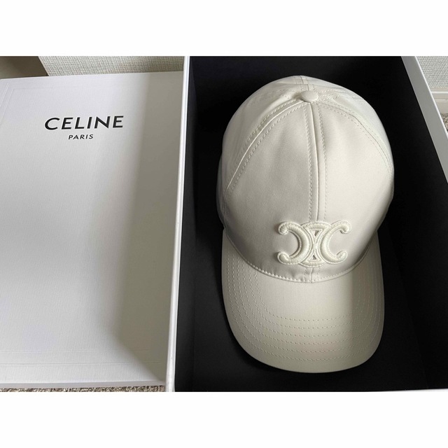 celine(セリーヌ)のCELINE  トリオンフ ベースボールキャップ  レディースの帽子(キャップ)の商品写真