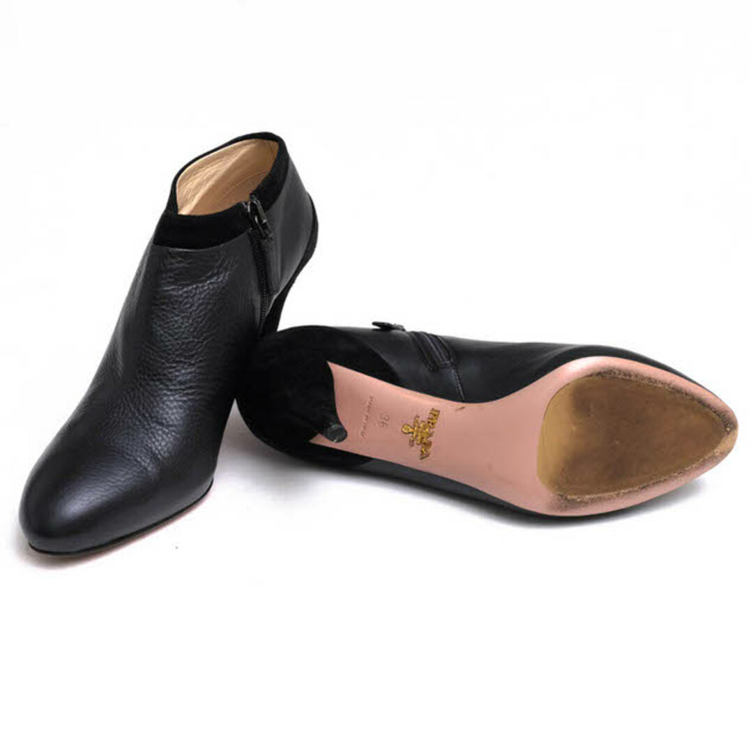 PRADA(プラダ)のプラダ／PRADA ブーティ ショートブーツ シューズ 靴 レディース 女性 女性用レザー 革 本革 ブラック 黒  1P521A ショートブーツ サイドジップ レディースの靴/シューズ(ブーツ)の商品写真