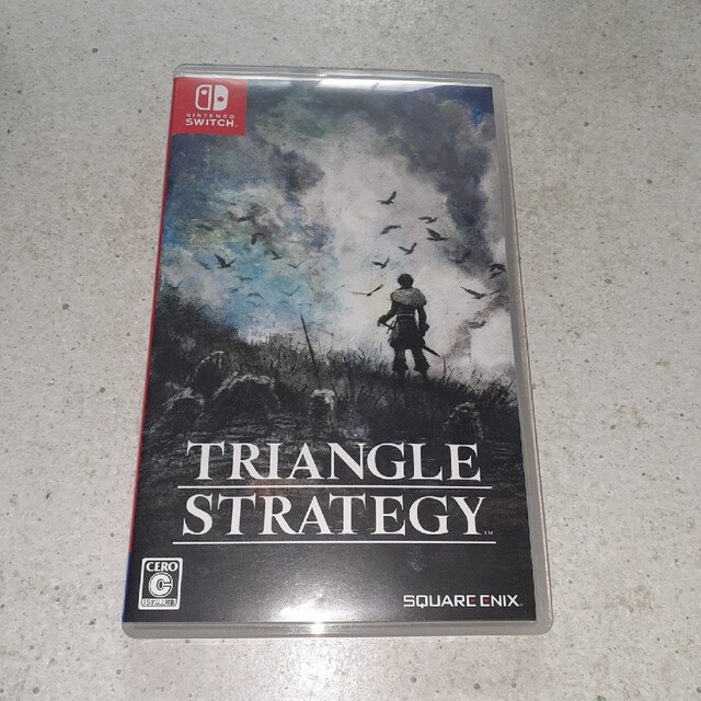 SQUARE ENIX(スクウェアエニックス)のTRIANGLE STRATEGY（トライアングルストラテジー） Switch エンタメ/ホビーのゲームソフト/ゲーム機本体(家庭用ゲームソフト)の商品写真