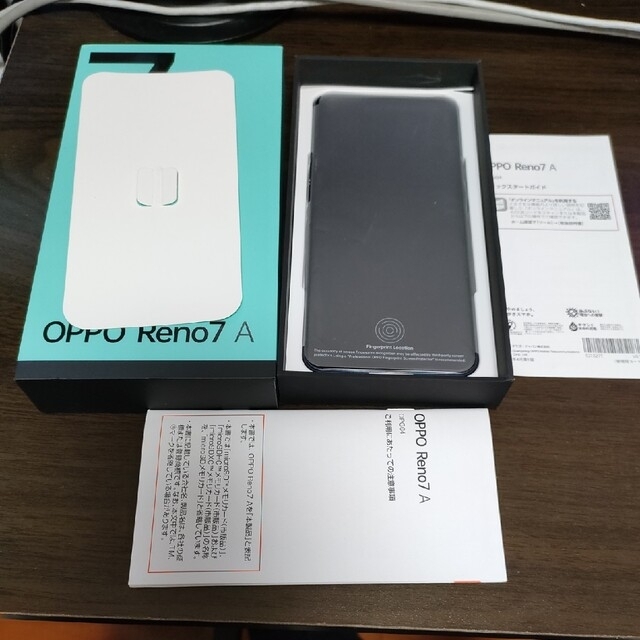 OPPO(オッポ)の【美品】OPPO Reno7 Aスターリーブラック OPG04 スマホ/家電/カメラのスマートフォン/携帯電話(スマートフォン本体)の商品写真