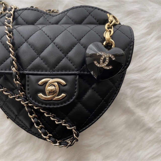 【レア】CHANEL ハート 限定バッグチャーム　キーホルダー 1