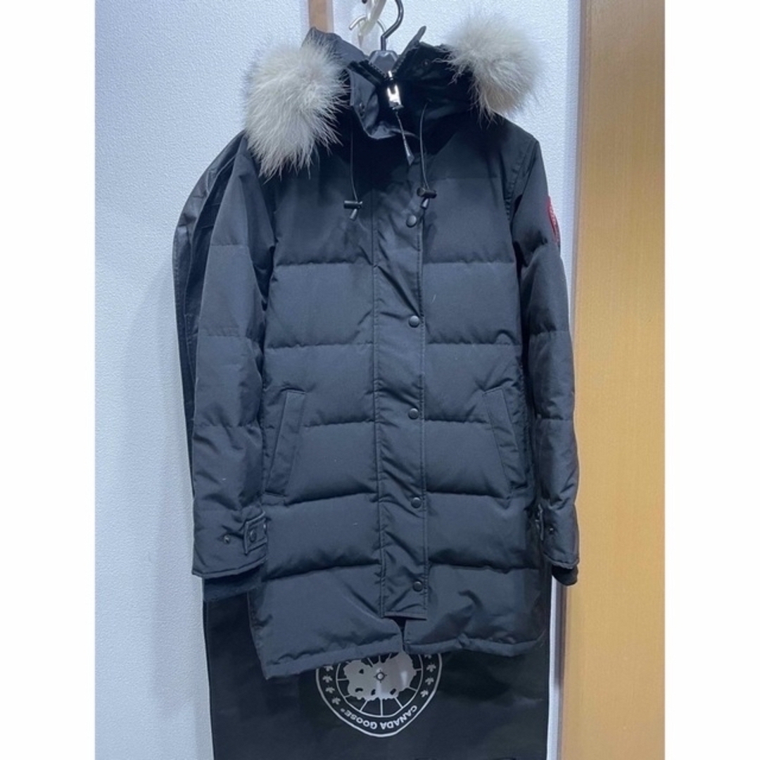 CANADA GOOSE(カナダグース)のHanahana様専用☆カナダグース マッケンジー ガーメント付き レディースのジャケット/アウター(ダウンジャケット)の商品写真