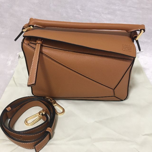 ロエベ　LOEWE  バック