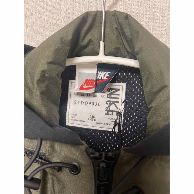 値下 nike sacai タグ付き新品 gray パーカー　Sサイズ