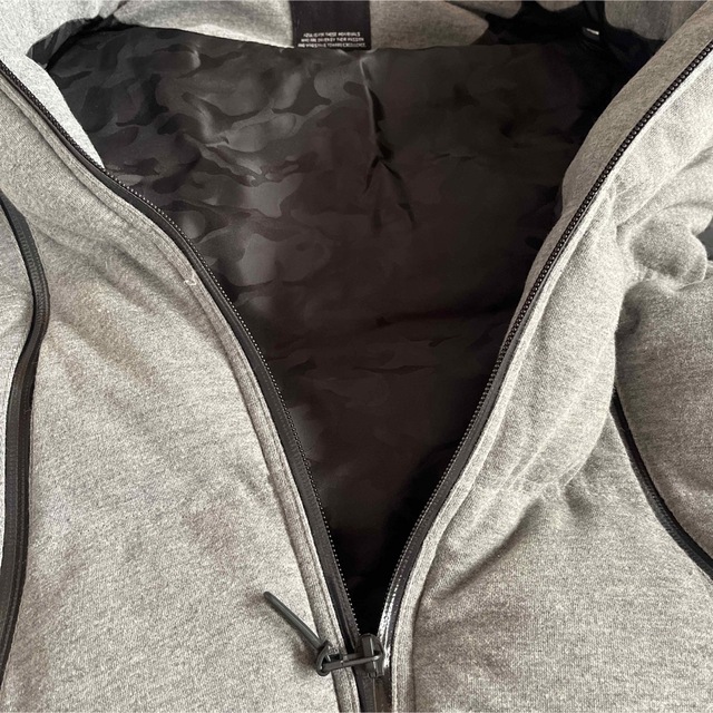 AZUL by moussy(アズールバイマウジー)のアズールバイマウジー　S ベスト　メンズ メンズのジャケット/アウター(ダウンベスト)の商品写真