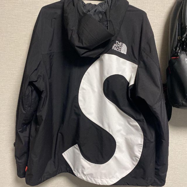 The North Face S Logo Mountain Jacket M - 1