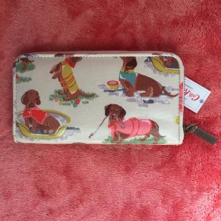 キャスキッドソン(Cath Kidston)のCath Kidston Sausage Dog 長財布(財布)