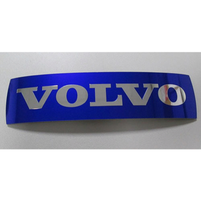 Volvo(ボルボ)のボルボ純正フロントグリル エンブレム ロゴ補修パーツ 新品 自動車/バイクの自動車(車種別パーツ)の商品写真