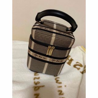 ハーリップトゥ(Her lip to)の最終お値下げです。Herlipto Jacquard Vanity Bag(ハンドバッグ)