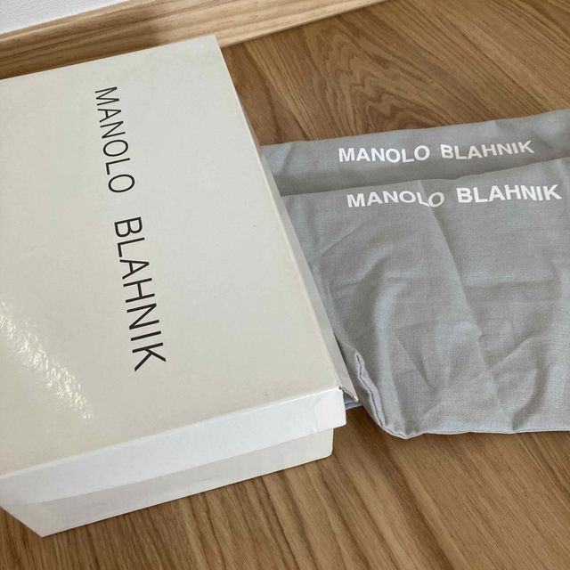 MANOLO BLAHNIK(マノロブラニク)のマノロブラニク　ハンギシ 36.5 レディースの靴/シューズ(ミュール)の商品写真