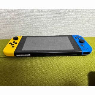 任天堂 Switch 本体 新型　フォートナイトver.