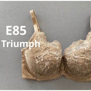 トリンプ(Triumph)のトリンプ  E85 ベージュ　フルカップブラ　花柄レースブラ　大きいサイズ(ブラ)